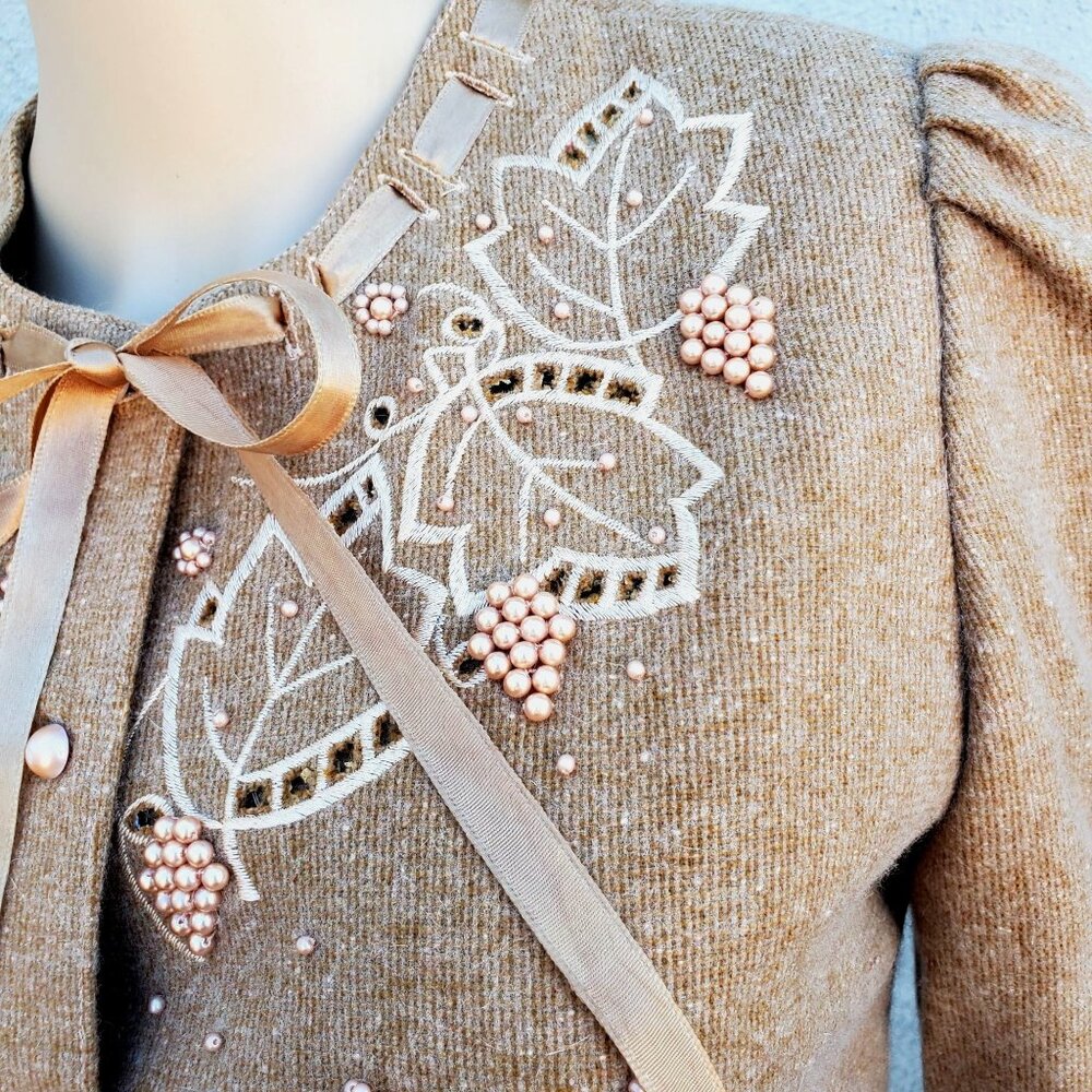 Vintage 90s Cardigan Jacket Pearl Embellished Beige Wool 6 Small - Picture 13 of 13